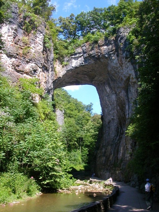 Natural bridge stone 